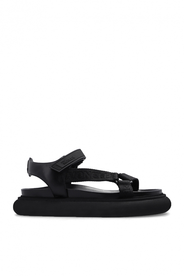 ‘catura’ sandals od Moncler