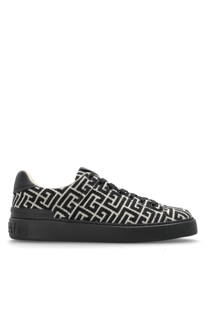"B-Court" sports shoes