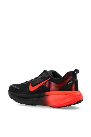 Nike '‘Vomero 18’' running shoes