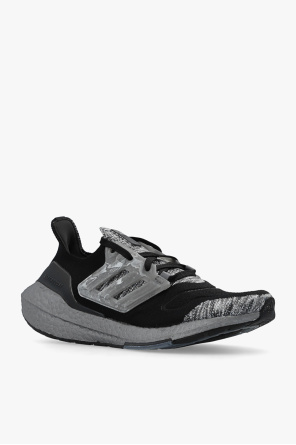 adidas vibes Performance ‘UltraBoost 22’ sneakers