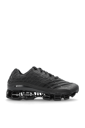 ‘Megaride F50’ sports shoes