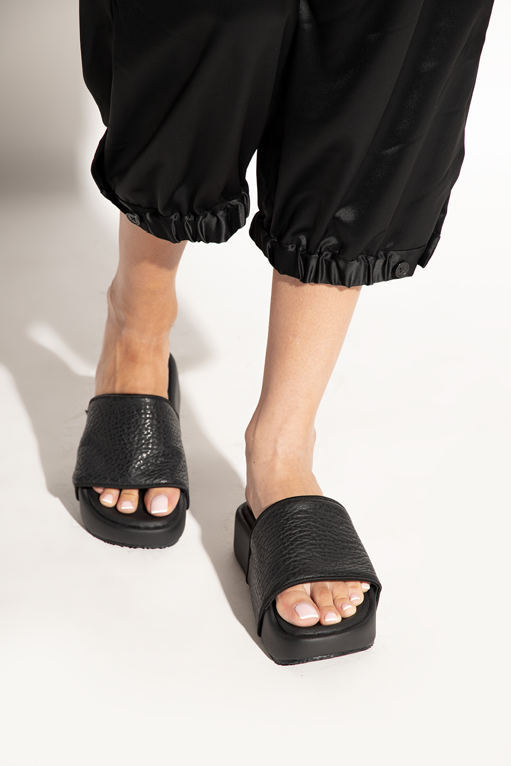 Y-3 Yohji Yamamoto Slides with logo | Women's Shoes | Vitkac