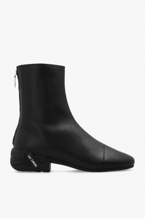 ‘solaris’ ankle boots od Raf Simons