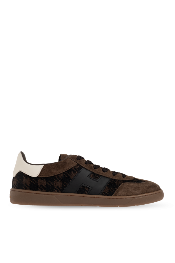 ‘Cool’ sports shoes od Hogan