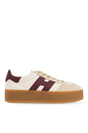Sports shoes on the 'Cool' platform