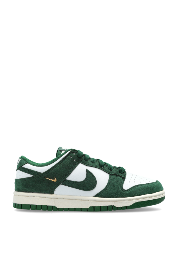 "Dunk Low" sports shoes od Nike