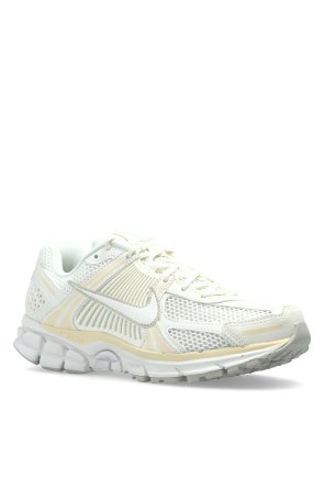 Nike Sports shoes `Zoom Vomero`