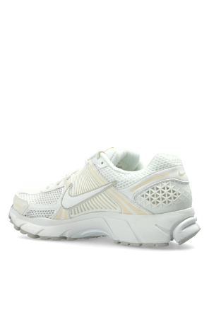 Nike Sports shoes `Zoom Vomero`