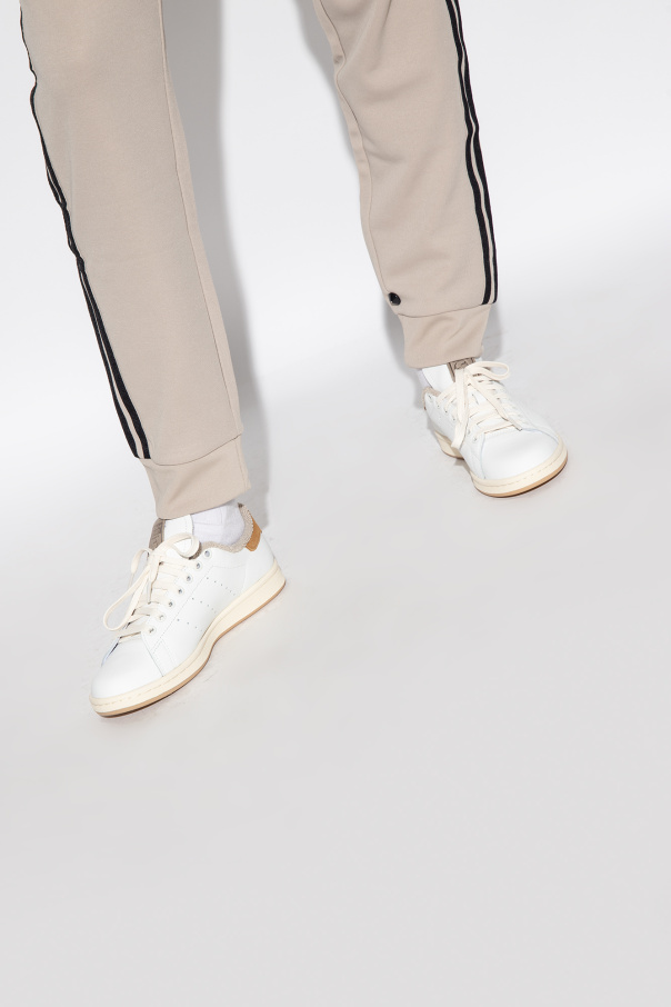 adidas Pink Originals ‘Stan Smith’ sneakers