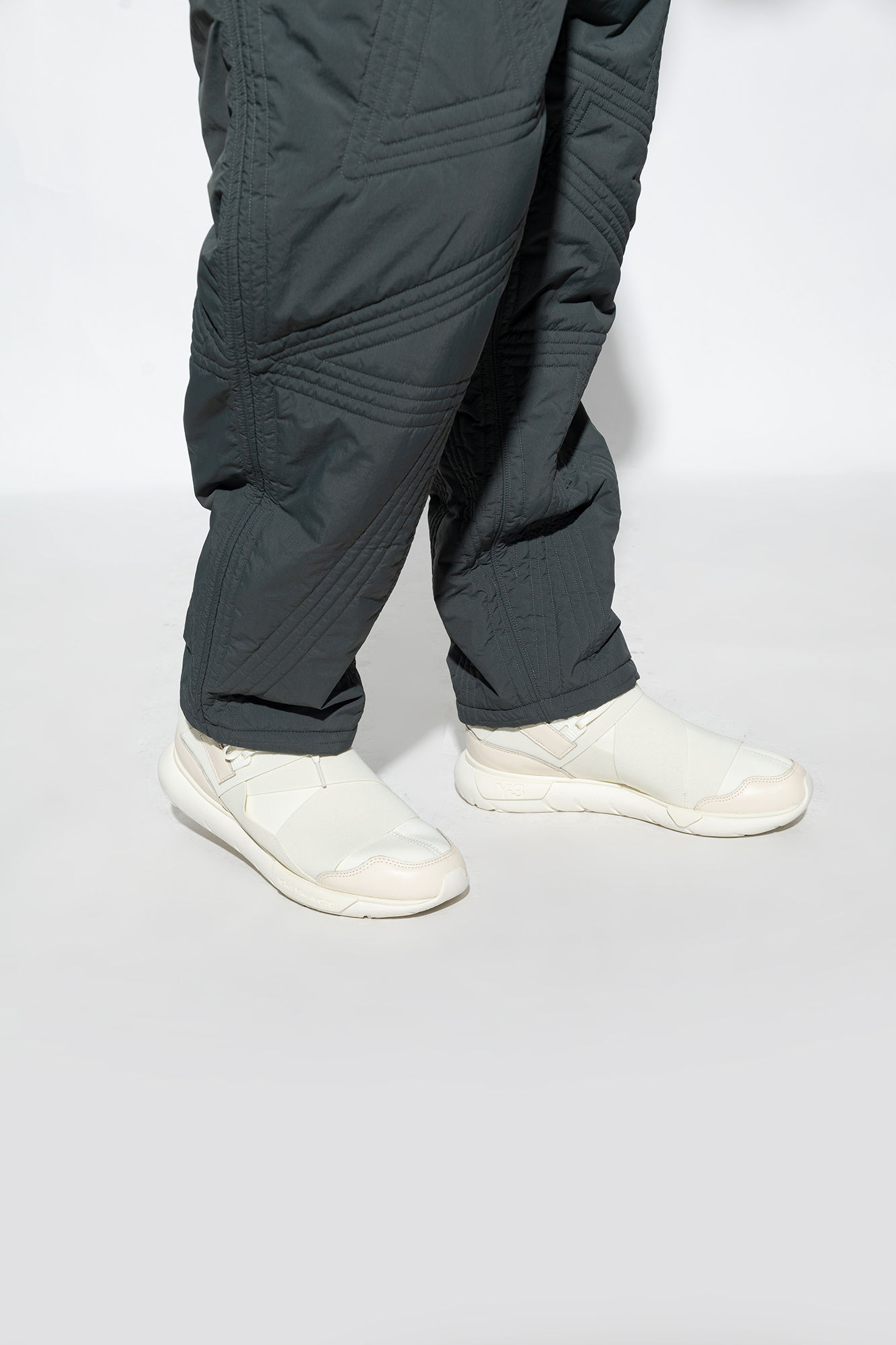 zapatillas de running Under Armour asfalto tope amortiguación talla 42 blancas ‘Qasa’ sneakers