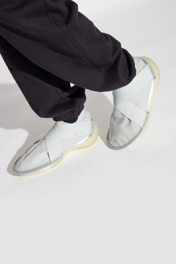 Y-3 Yohji Yamamoto ‘Itogo‘ sneakers