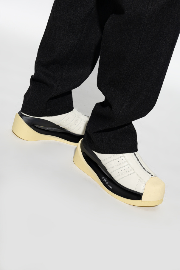 Y-3 Yohji Yamamoto ‘Gendo Pro Model’ sneakers