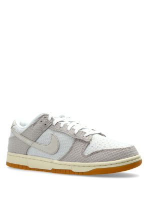 Nike Sports shoes "DUNK LOW RETRO"