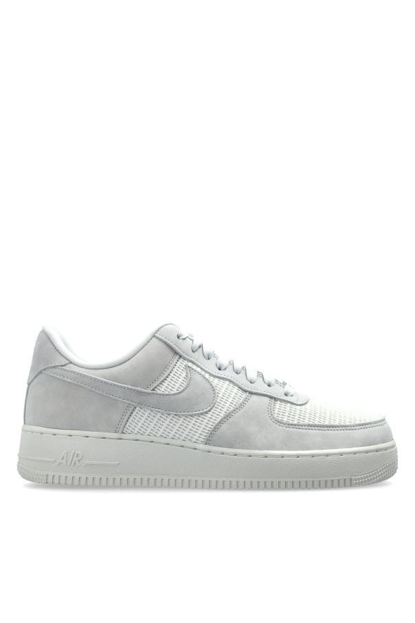 Sport shoes 