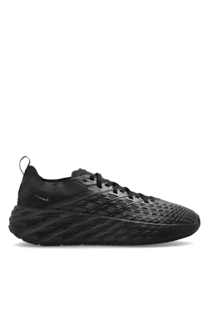 ‘AVA EDGE’ sports shoes