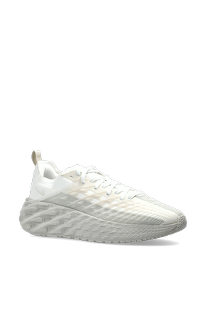 Nike ‘AVA EDGE’ sports shoes