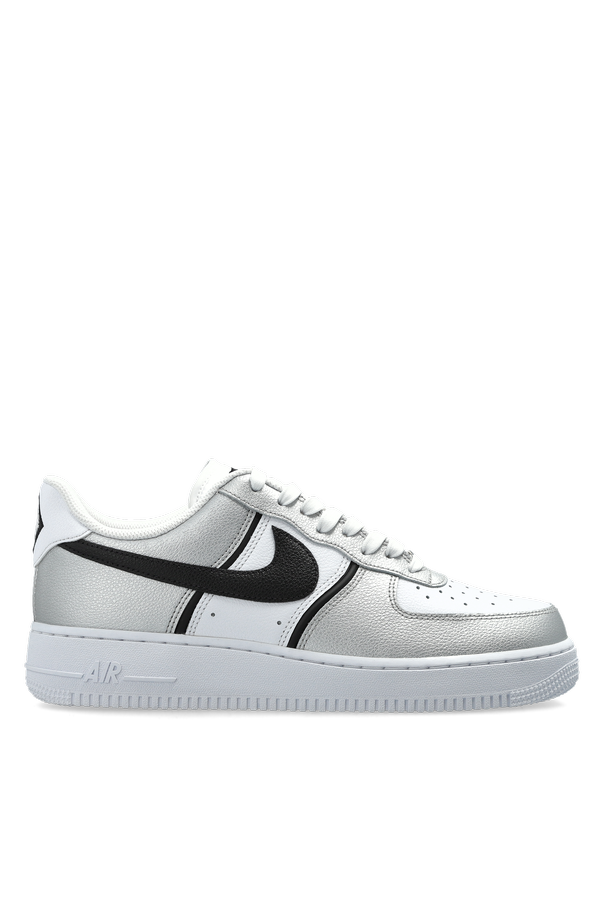 Sports shoes 'Air Force 1’07 Lv8' od Nike