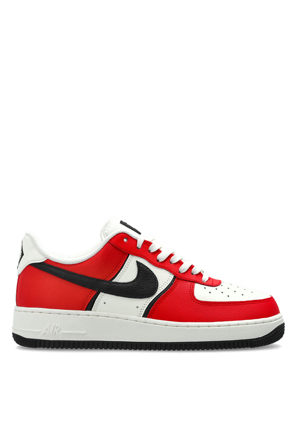 Sports shoes ‘Air Force 1’07 Lv8’ od Nike