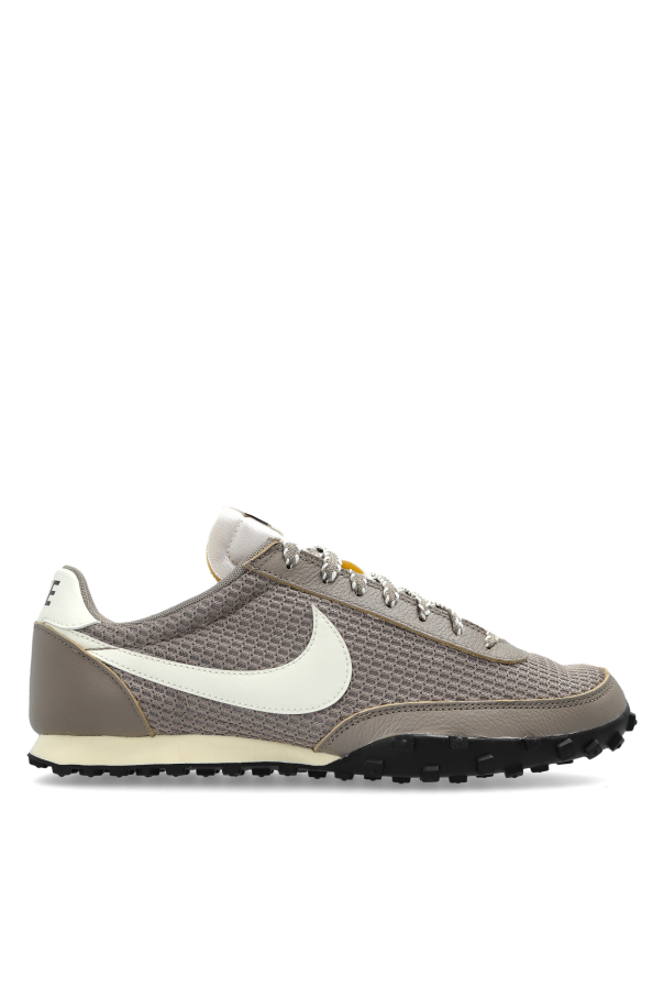 ‘WAFFLE RACER SE’ sports shoes od Nike