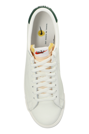 Nike "TENNIS CLASSIC AC" sports shoes