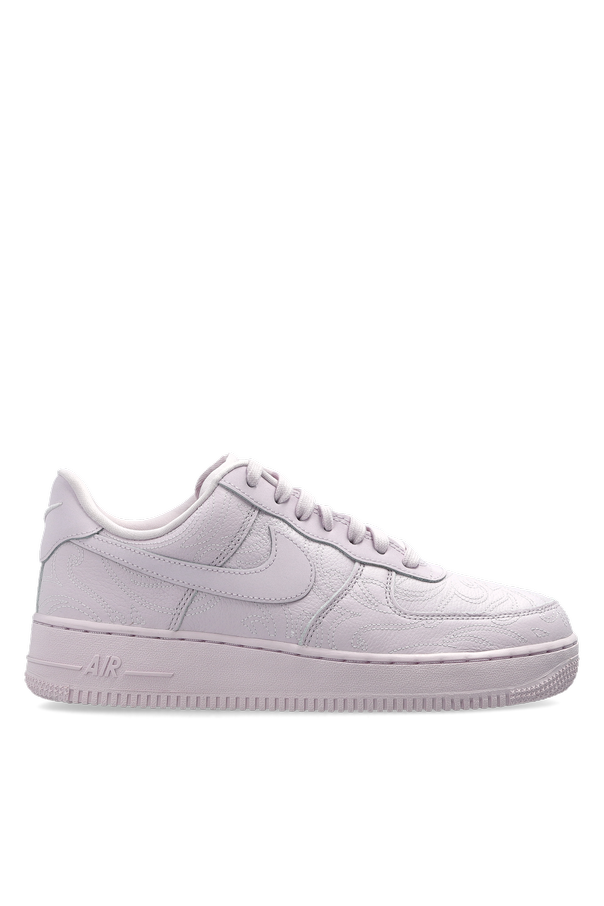 Sports shoes ‘Air Force 1’07’ od Nike