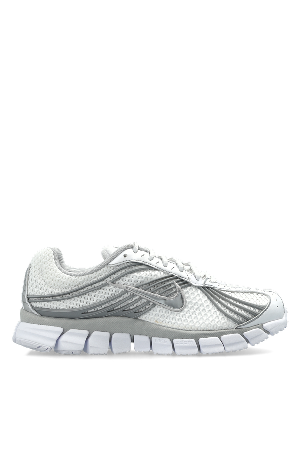 ‘Zoom Skylon 11’ sports shoes od Nike