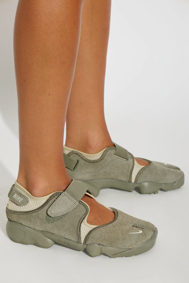 Nike 'Air Rift' shoes