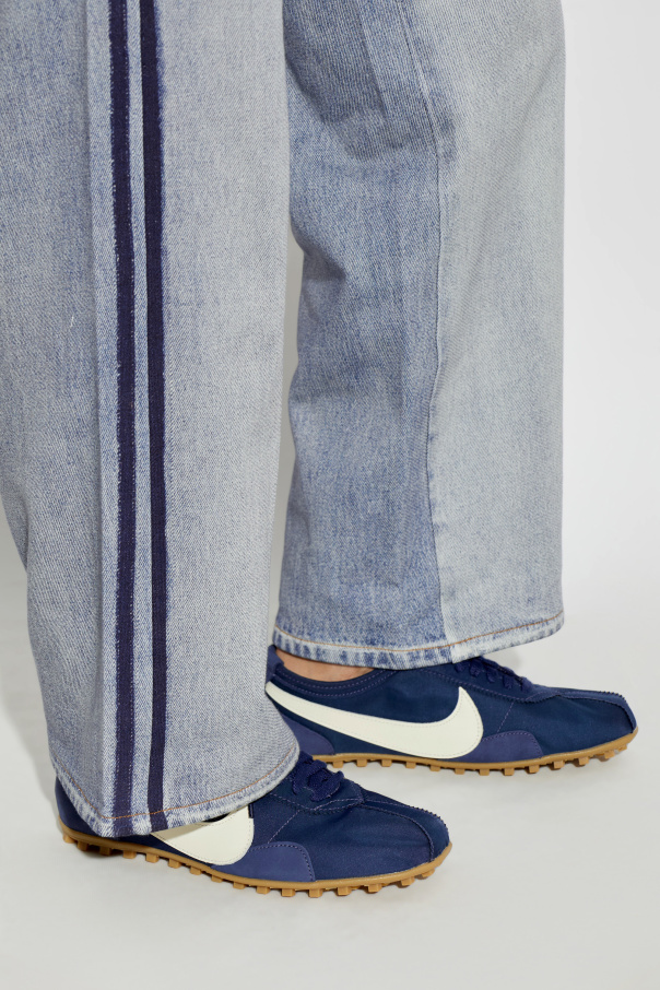 Nike "MOON" sports shoes