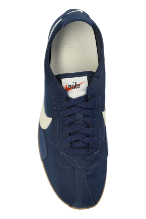 Nike "MOON" sports shoes