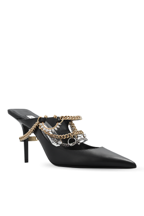 Jimmy Choo Jimmy Choo Following some confusion and back and forth regarding the shoe s