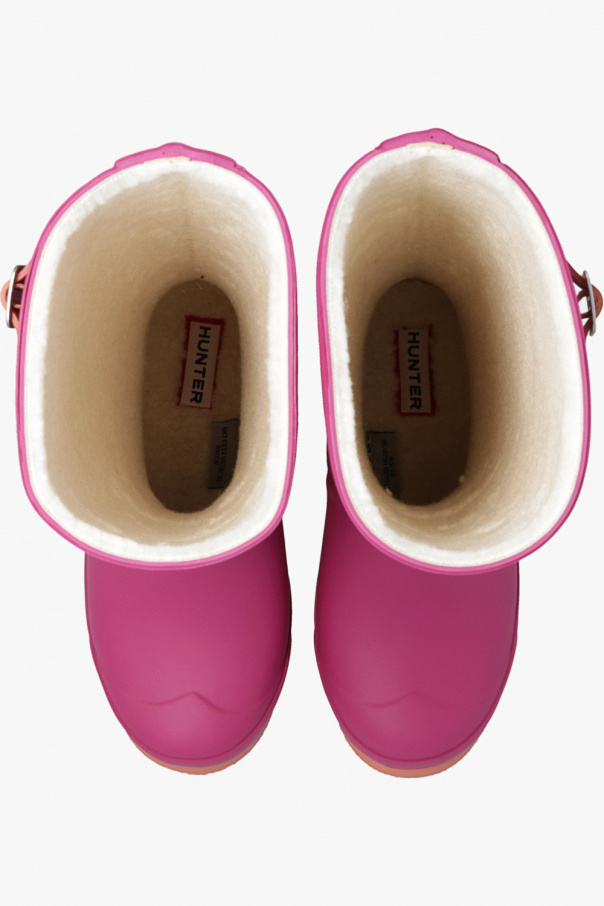 Hunter Kids Who would not want to fit a handcrafted shoe with organic materials that feel luxurious