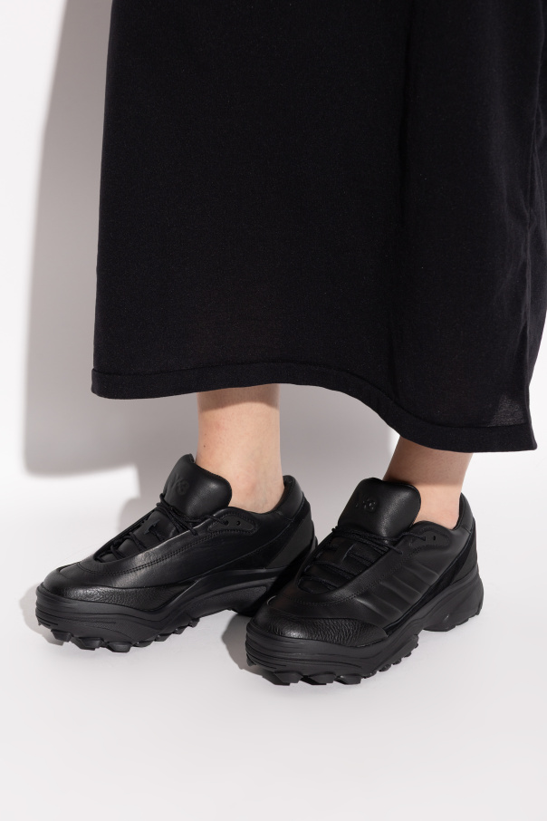 Y-3 ‘Gsg9 Low’ sports shoes