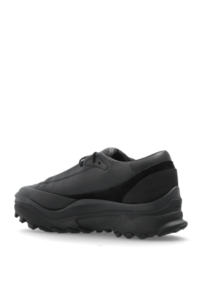 Y-3 ‘Gsg9 Low’ sports shoes