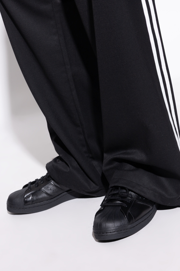Y-3 ‘Superstar’ sports shoes