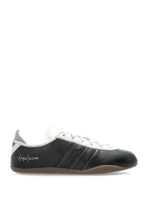 ‘Tokyo’ sports shoes