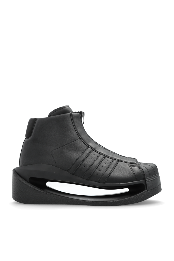 Gendo Pro Model sports shoes od Y-3