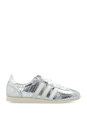 ‘Japan W’ sports shoes