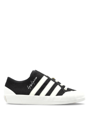 ‘NISI’ sports shoes