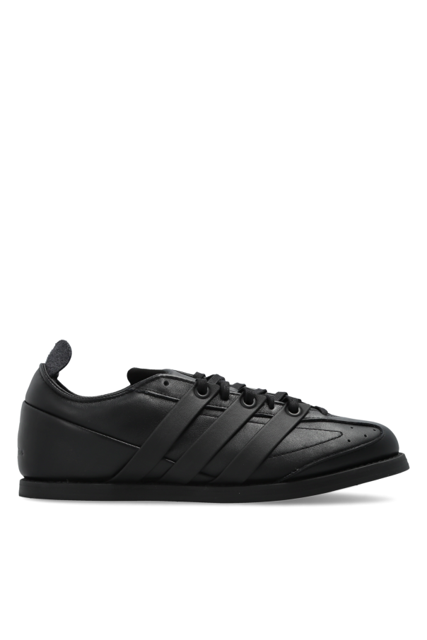 ADIDAS x Entire Studios od ADIDAS Performance