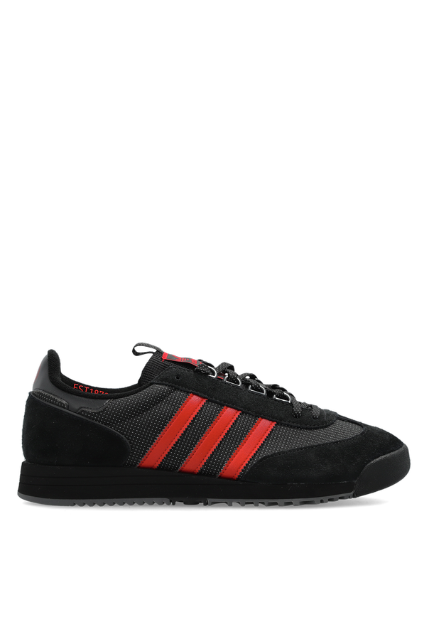 ADIDAS X MANCHESTER UNITED od ADIDAS Originals