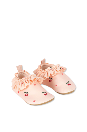 ‘Merle’ water shoes