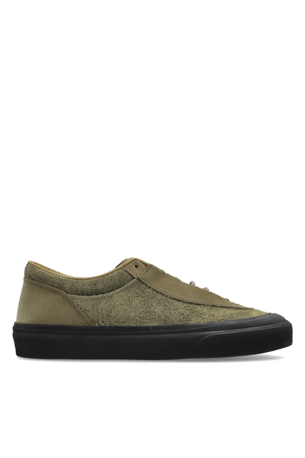 Sports shoes with logo od Stone Island