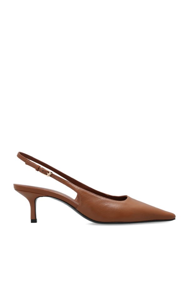 Leather heeled shoes 