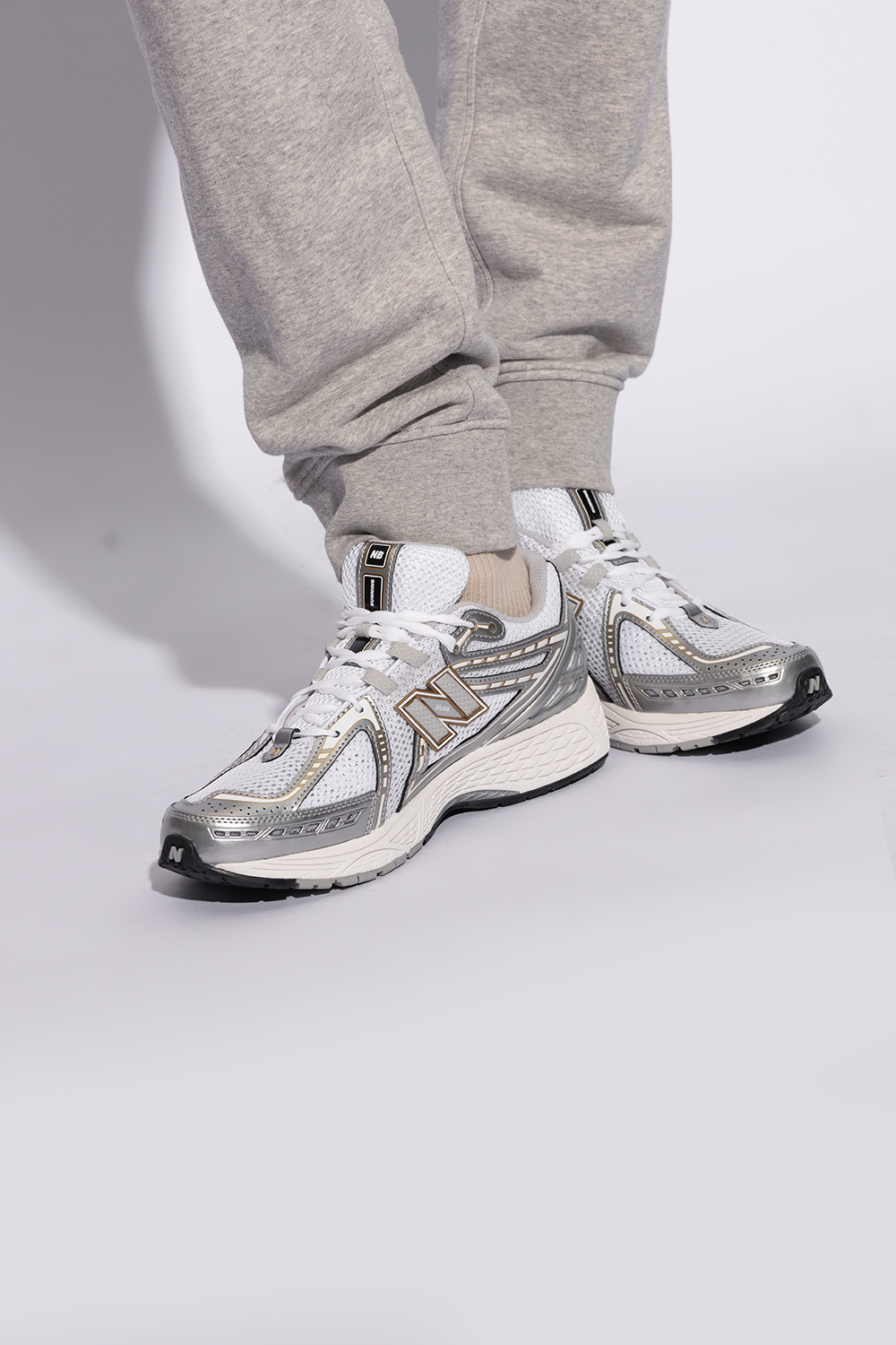 New Balance ‘M1906RI’ sneakers