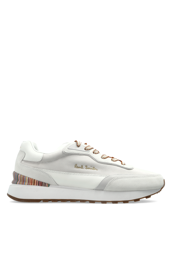 Sport shoes 