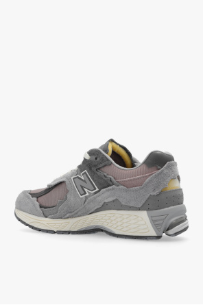 New Balance ‘M2002RDY’ sneakers