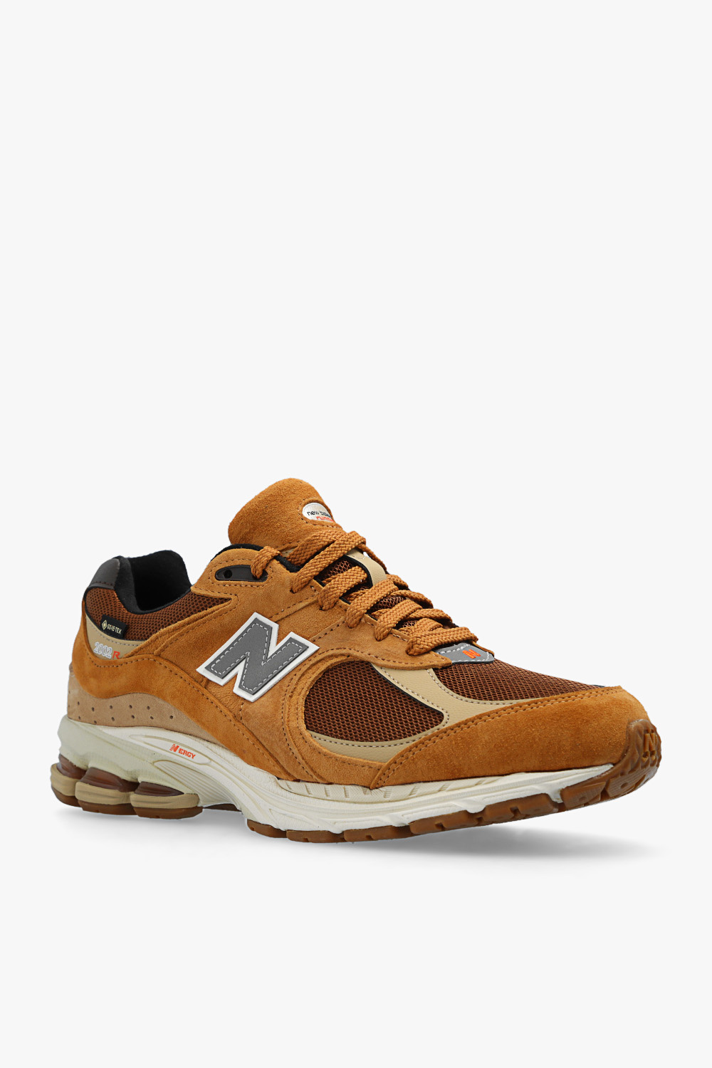 New Balance ‘M2002RXG’ sneakers