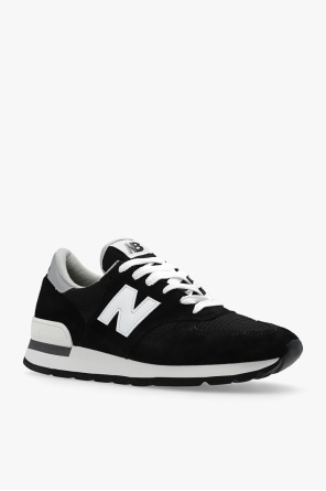 New Balance ‘M990BK1’ sneakers