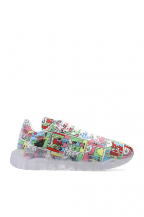 Patterned sneakers od Moschino