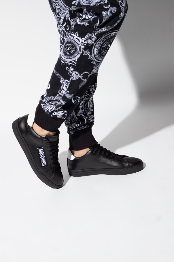 Moschino Black Curly Fabric Fussbett Sandals